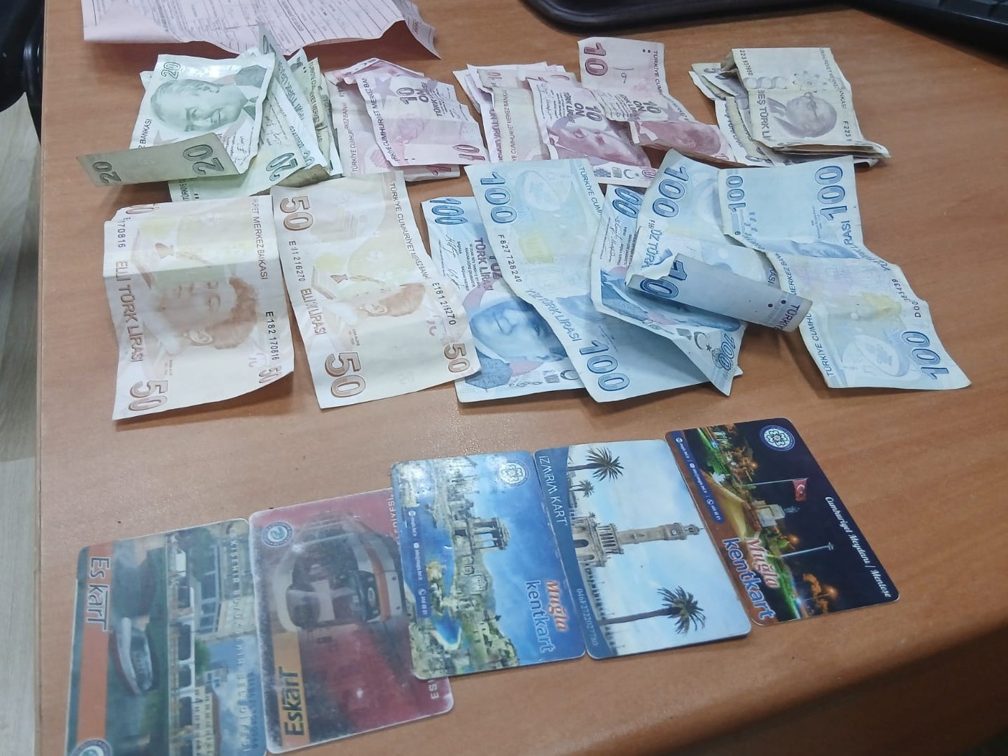 "Yoğun bakımda hastamız var" deyip dilendiler, zabıta yakaladı
