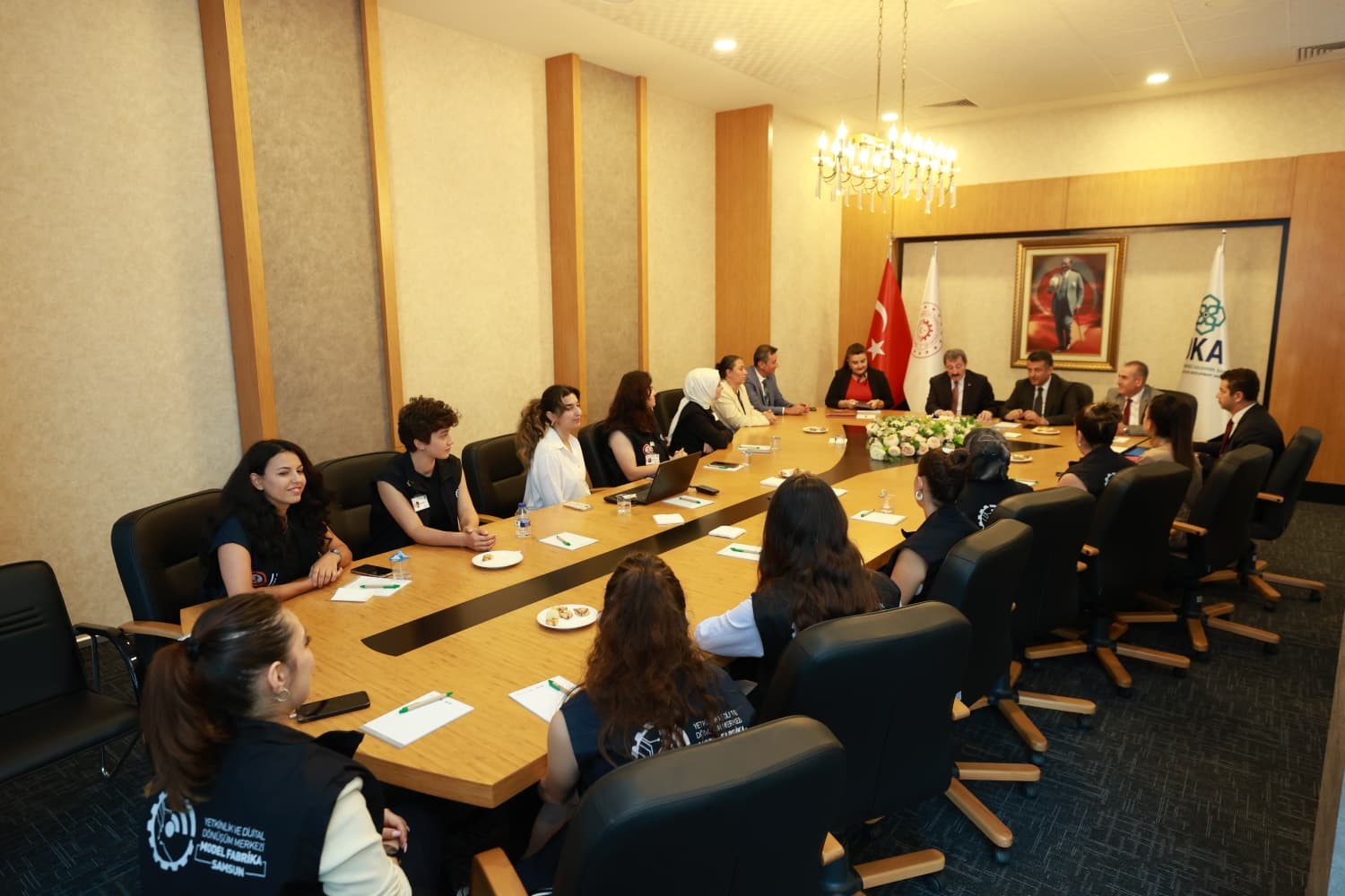 Sanayide dönüşüme kadın eli