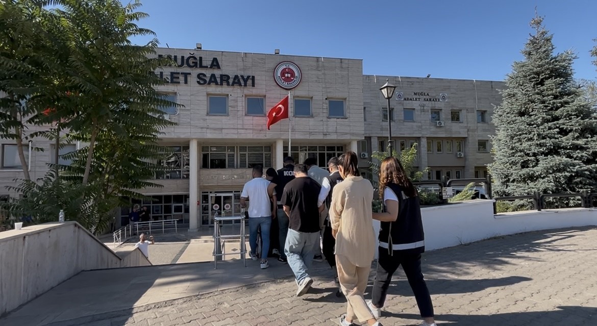 30 milyon TL&rsquo;lik motosiklet dolandırıcılığında ş&uuml;pheliler adliyeye sevk edildi
