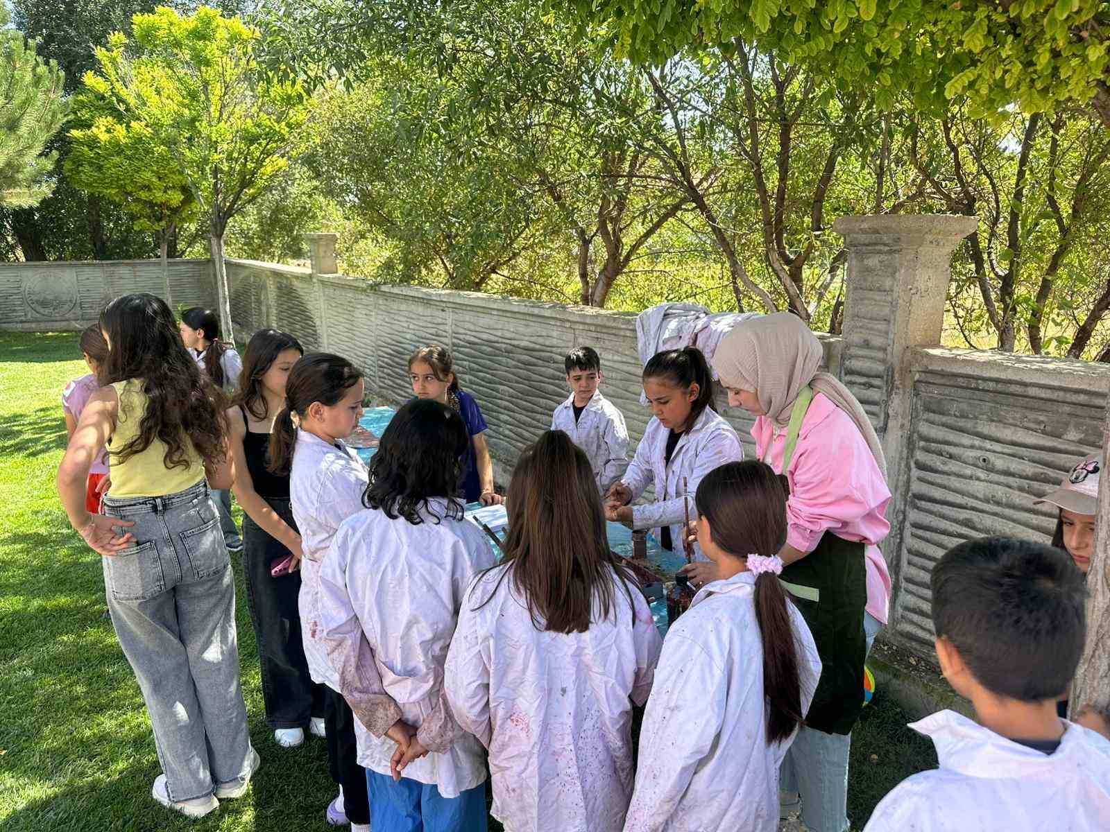 Kentin 6&rsquo;ncı &uuml;niversitesi KAYMEK&rsquo;ten sosyal yaşam merkezlerinde yaz d&ouml;nemi kapanış programı
