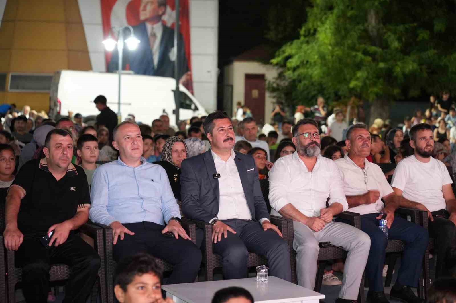 Yenişehir’de açık hava sinemasıyla nostaljik hafta sonu