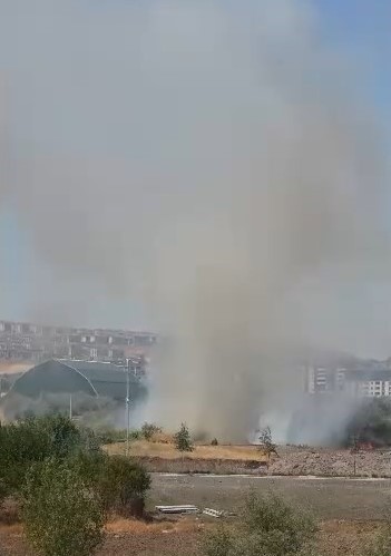 Elazığ’da otluk alanda çıkan yangın söndürüldü