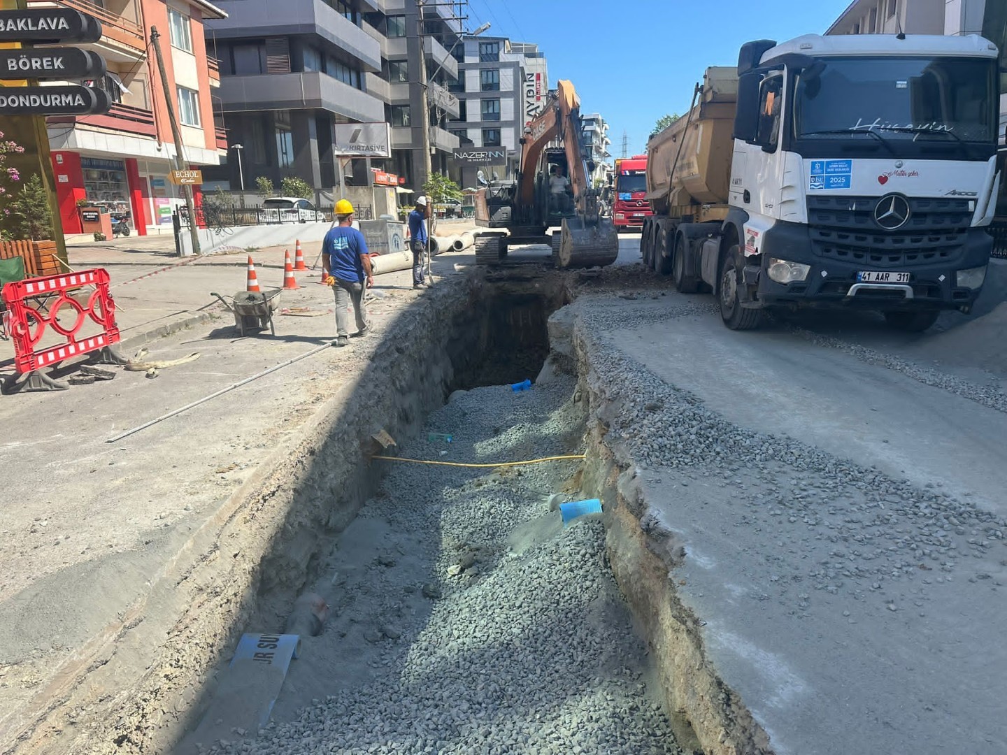 Yahyakaptan&rsquo;a 5 bin 35 metrelik yeni altyapı hattı
