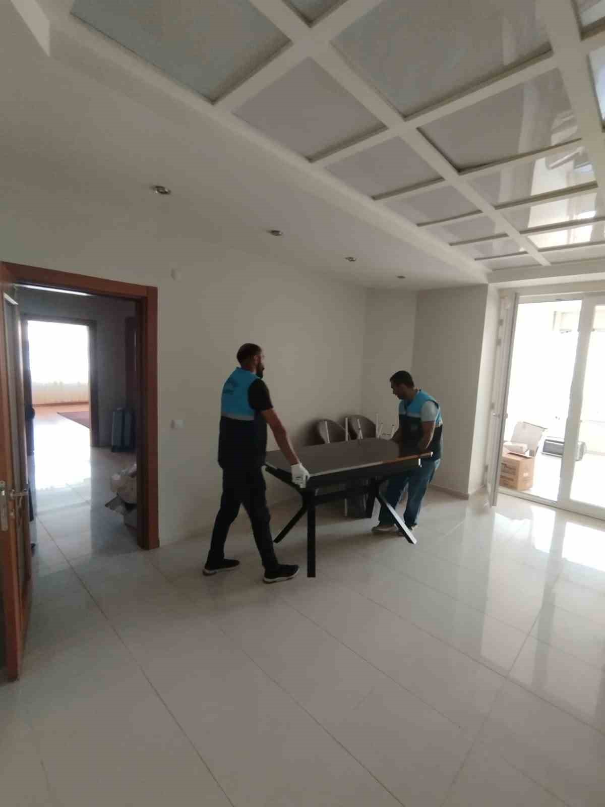 Belediyeden evlenecek &ccedil;iftlere eşya yardımı
