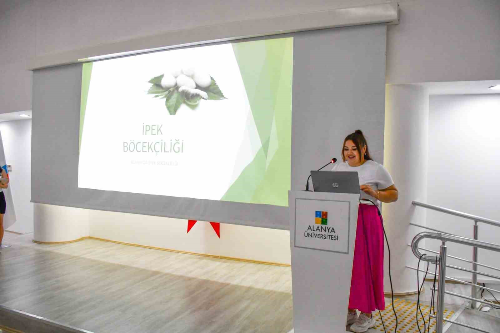 Alanya &Uuml;niversitesi el sanatlarını geleceğe taşıyor
