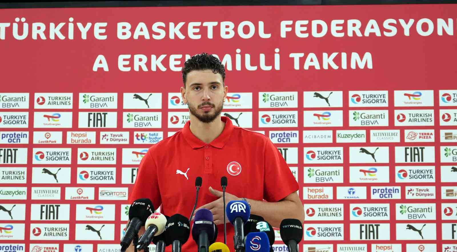 Alperen Şengün: "Eminim madalya ile ülkemize döneriz"