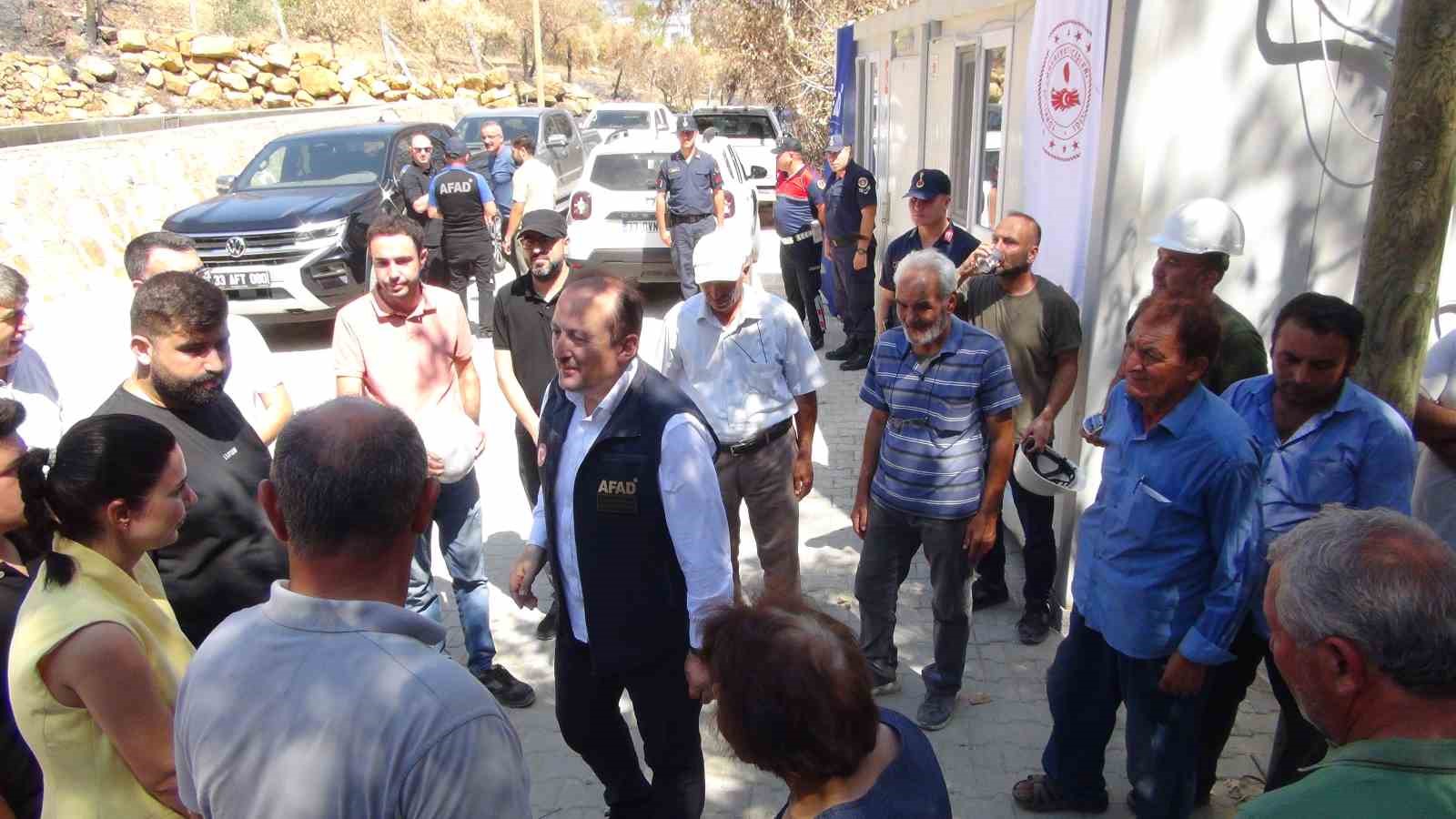 AFAD Başkanı Pehlivan: "Silifke yangın b&ouml;lgesinde &rsquo;Afet&rsquo; b&ouml;lgesi olarak ilan edecek şartlar oluşmuş durumda"
