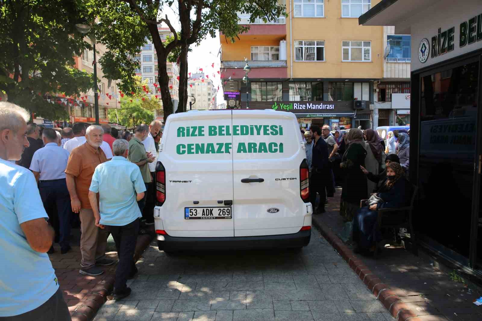 Vefat eden imam hatibin 452 kilometrelik sevgi yolculuğu