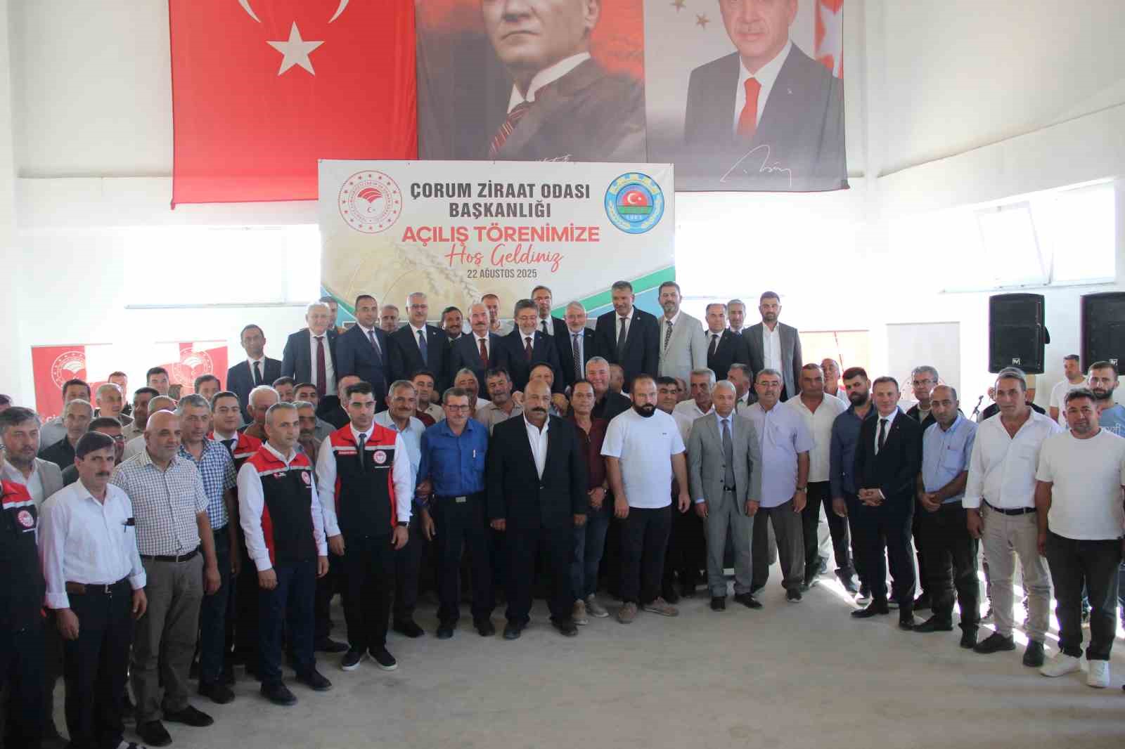 Bakan Yumaklı: "Tarımsal &uuml;retimin s&uuml;rd&uuml;r&uuml;lebilir olmasını ve &uuml;rettiğimiz &uuml;r&uuml;nlerin kaliteli, verimli olmasını sağlayacağız"
