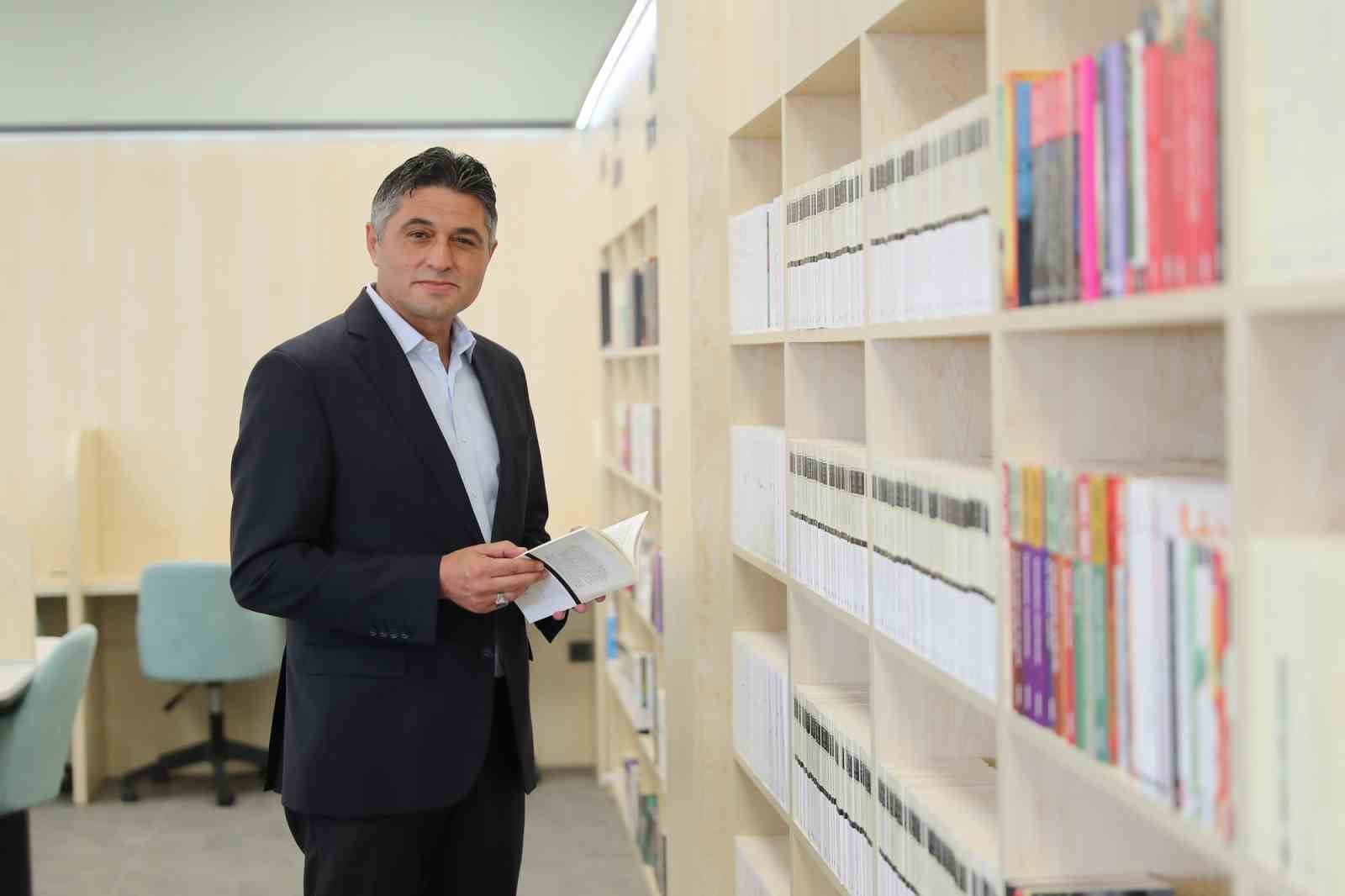 Aliağa&rsquo;da Aziz Sancar K&uuml;t&uuml;phanesi hizmete a&ccedil;ıldı
