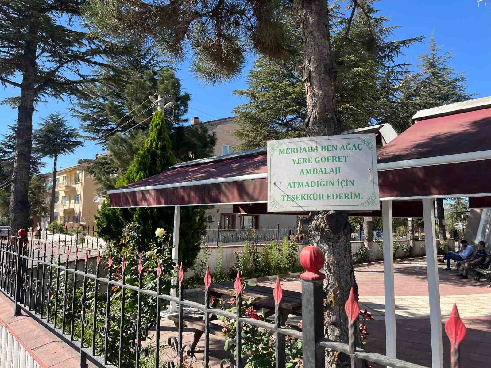 Ağa&ccedil;larda &ccedil;evreye duyarlılık mesajları
