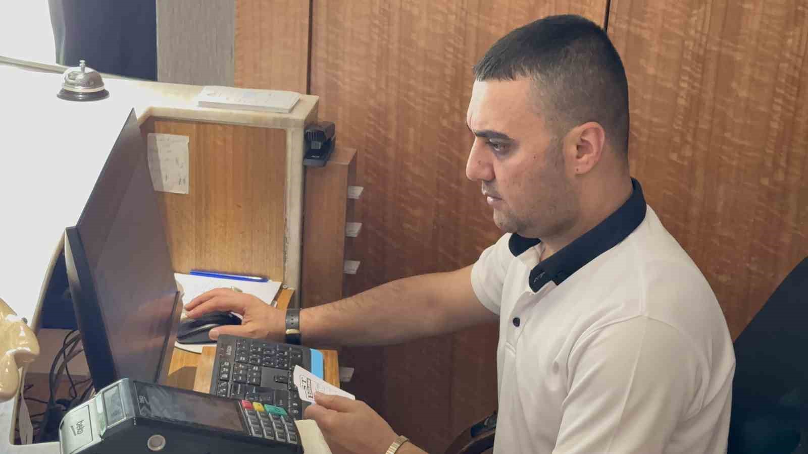 Tatvan&rsquo;da otellerde doluluk zirve yaptı
