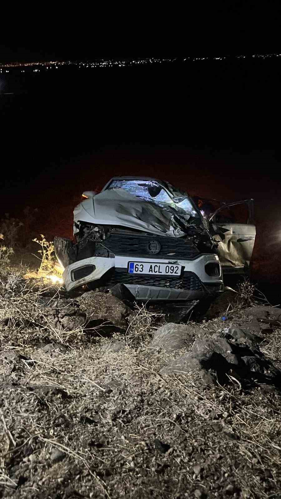 Diyarbakır’da otomobil şarampole devrildi: 1 ölü, 3 yaralı