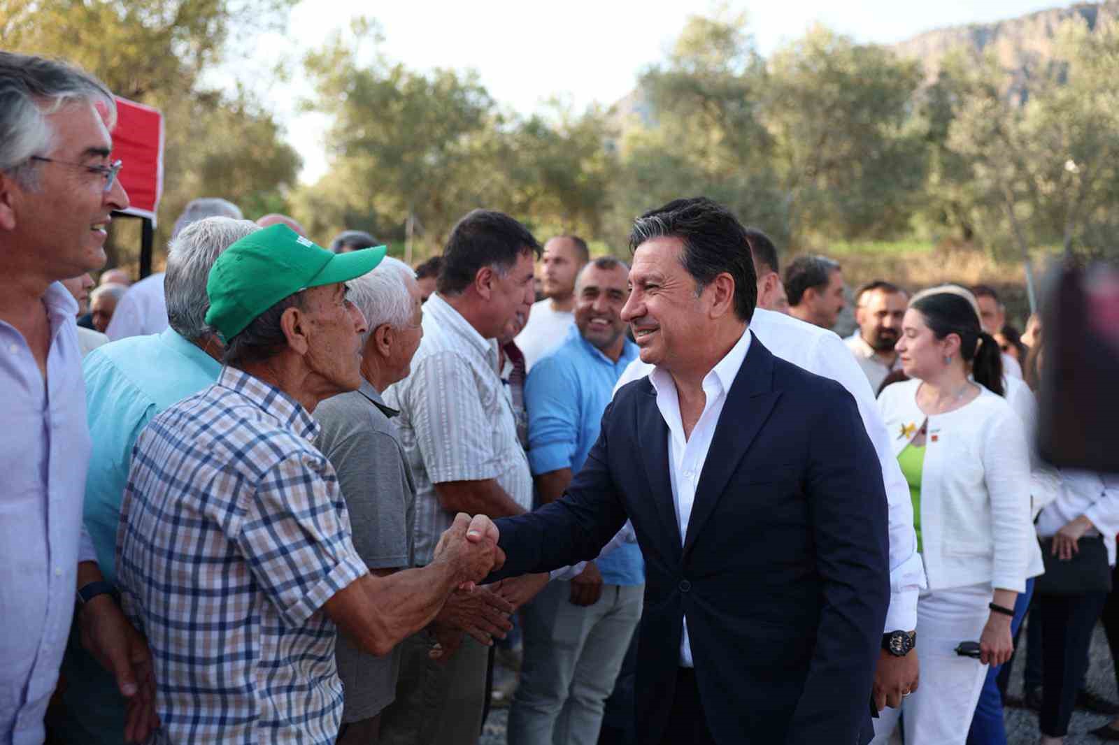 Başkan Aras "Önemli olan halka dokunan projeler yapmak"