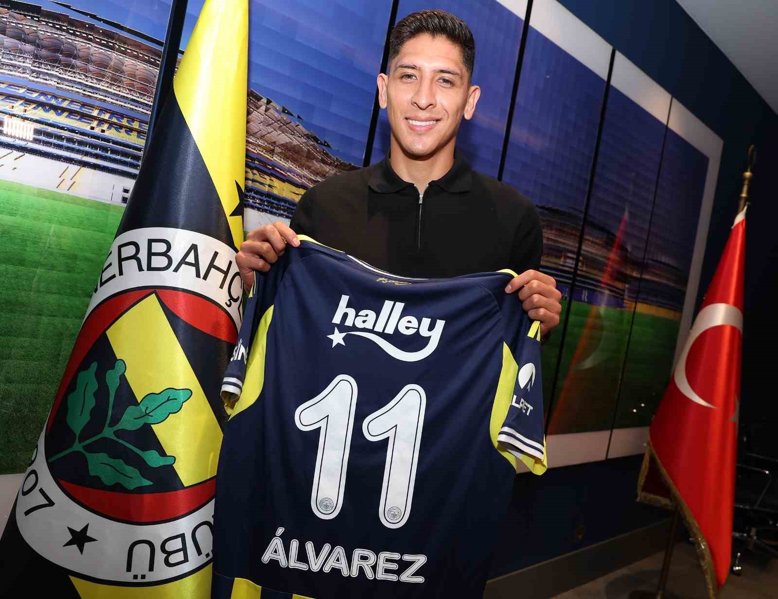 Edson Alvarez, resmen Fenerbah&ccedil;e&rsquo;de

