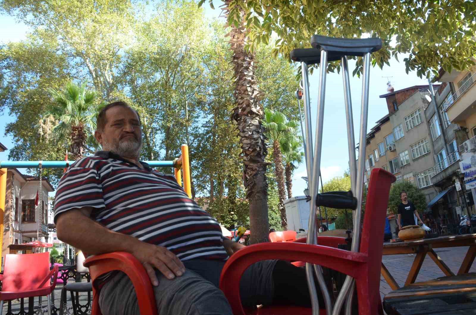 Şeker hastalığından ayağı kesildi: "K&ouml;ydeki hisselerimi yeğenlerime verdim
