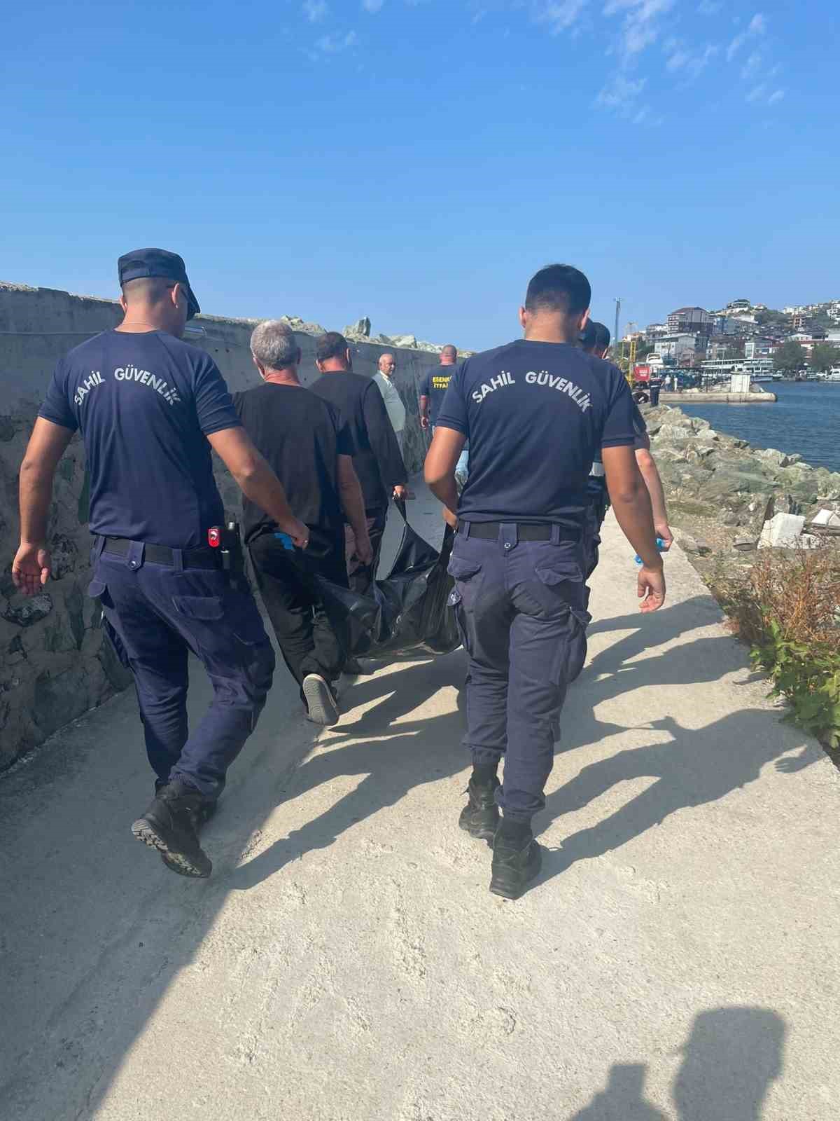 Yalova’da eski futbolcu deniz yüzeyinde ölü bulundu