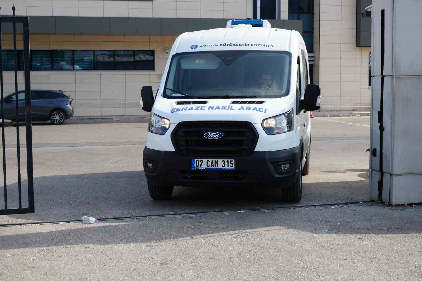 Antalya Pastacılar Odası Başkanı Üre’nin cenazesi yakınlarına teslim edildi