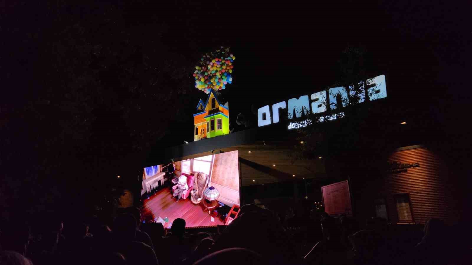 Ormanya gece sineması 5 bin katılımcıyla rekor kırdı
