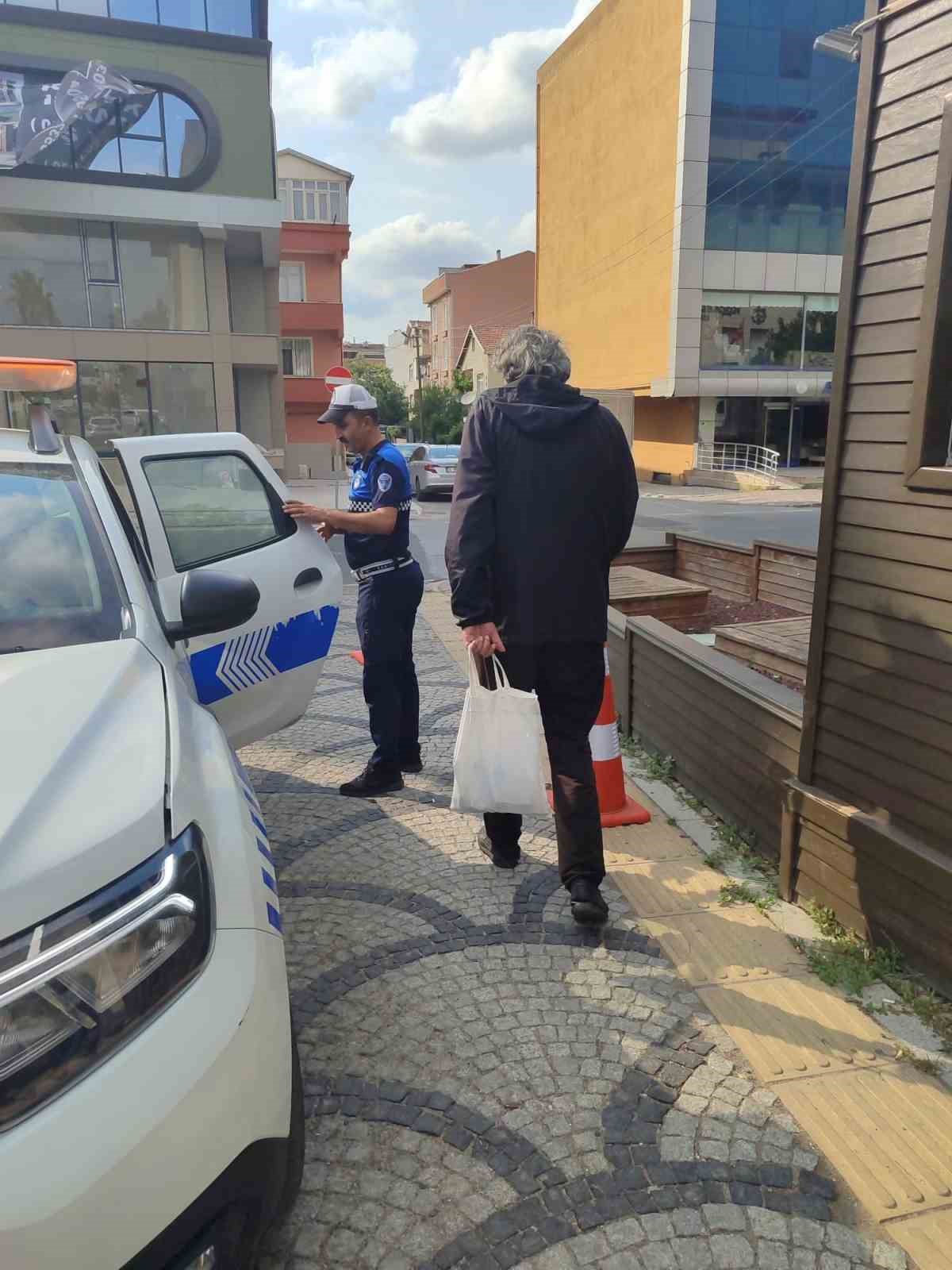 Evsiz vatandaşa kucak a&ccedil;tılar
