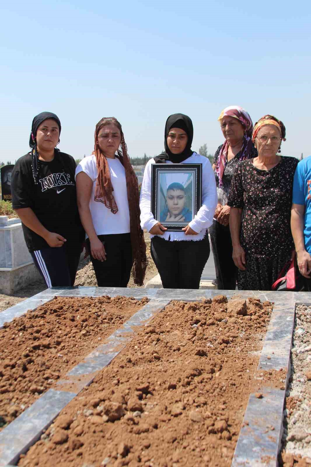 Arkadaşı silahından &ccedil;ıkan kurşunla &ouml;ld&uuml;, ilk duruşmada tahliye oldu
