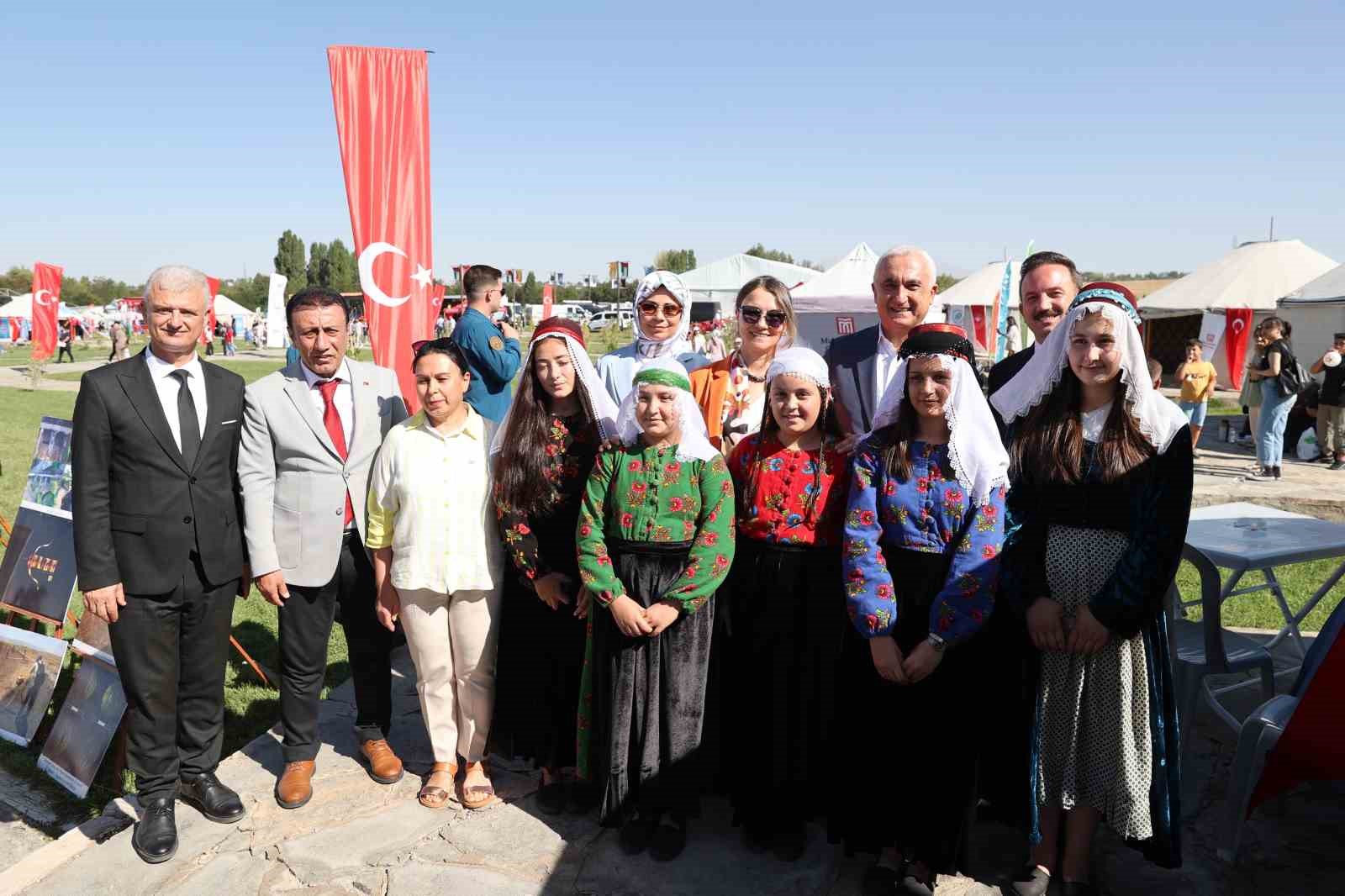 Malazgirt Zaferi&rsquo;nin 954. yıl d&ouml;n&uuml;m&uuml; etkinlikleri başladı
