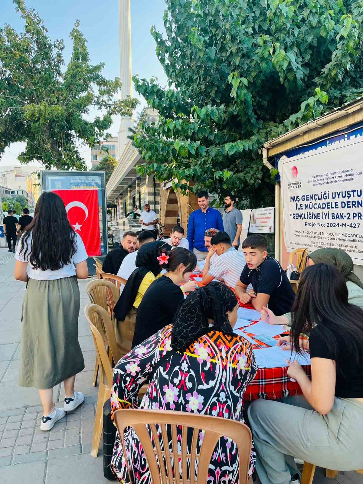 Muş’ta "Gençliğine İyi Bak 2" projesi kapsamında saha çalışması yapıldı