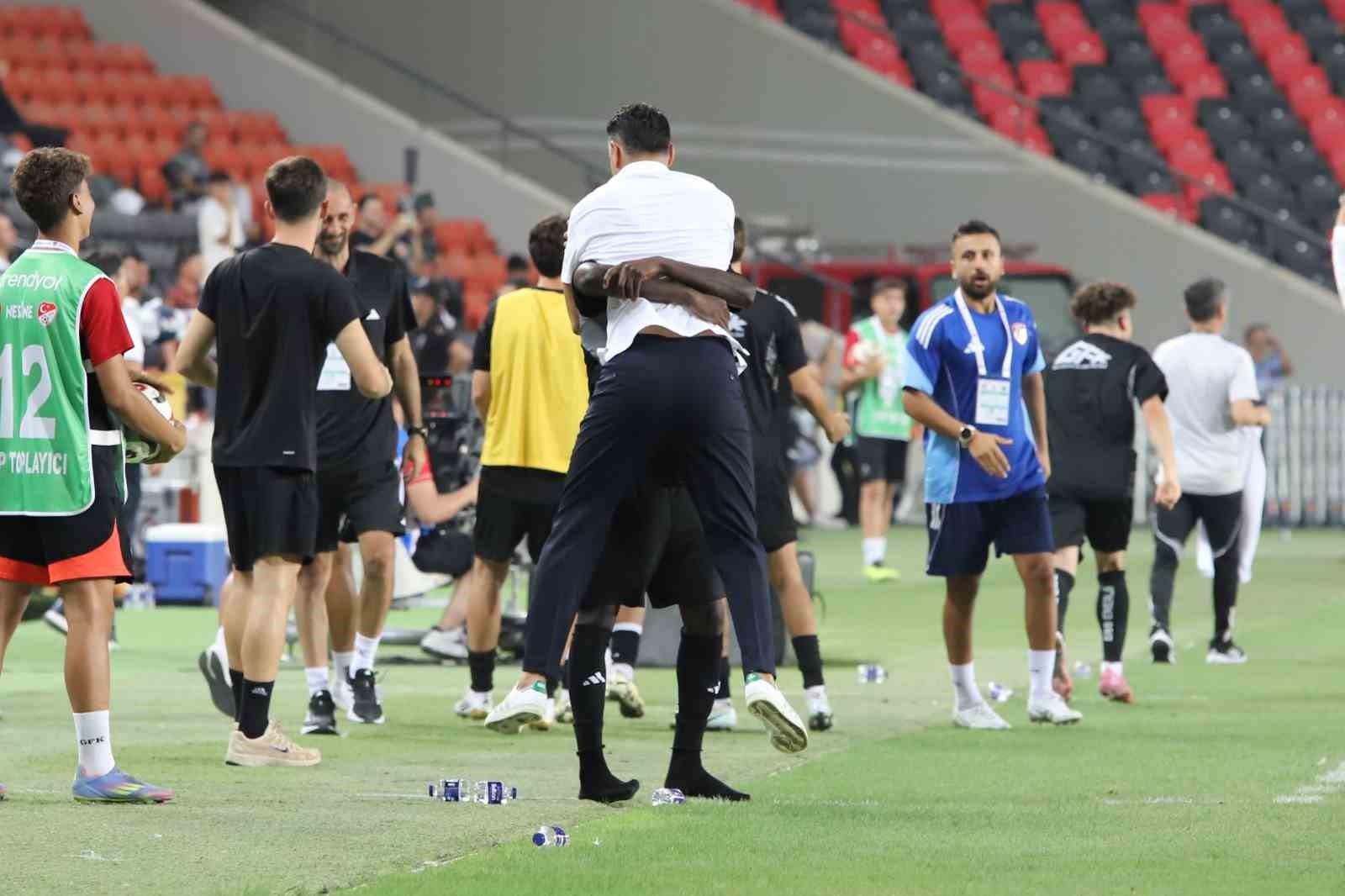 Trendyol Süper Lig: Gaziantep FK: 2 - Gençlerbirliği: 1 (Maç sonucu)
