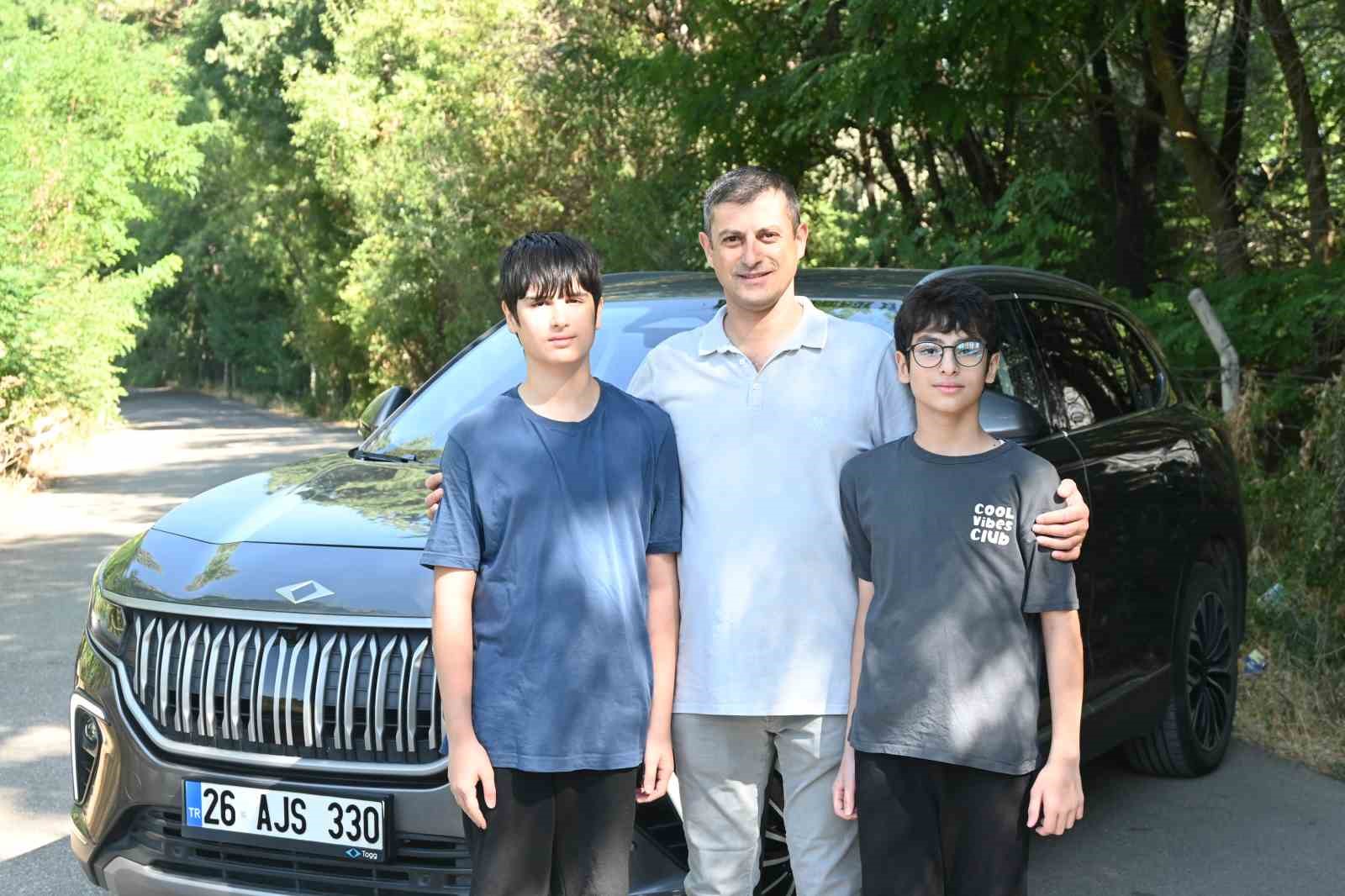 "Yapamazsın" diyenlere inat Togg’la Balkan turunu tamamladı, Avrupalılar araca hayran kaldı