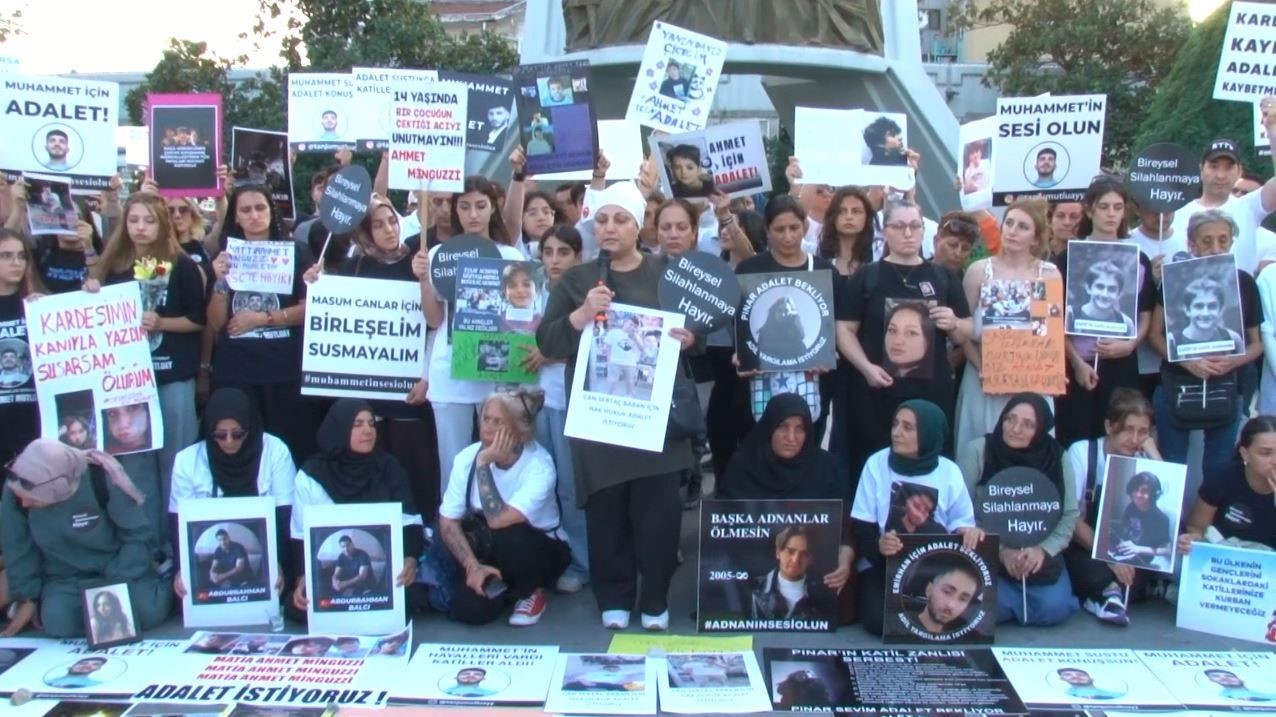 Bakırköy’de 20’den fazla aile "Adalet Nöbeti" için bir araya geldi