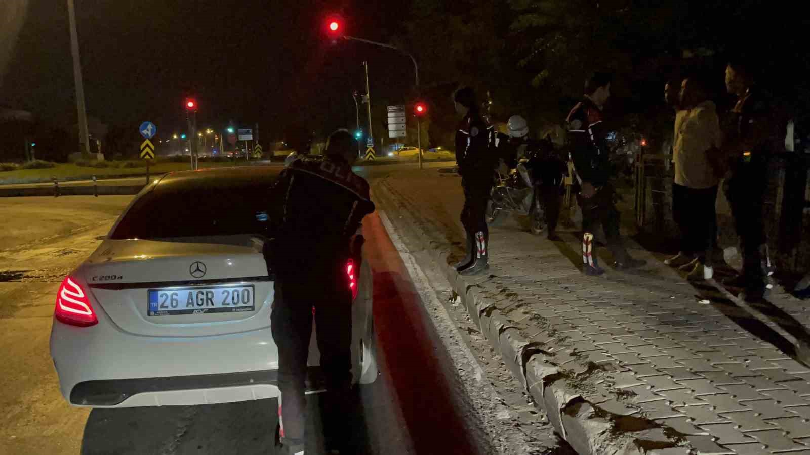 Polisten kaçan 2.31 promil alkollü şahıs, kovalamaca sonucunda yakayı ele verdi