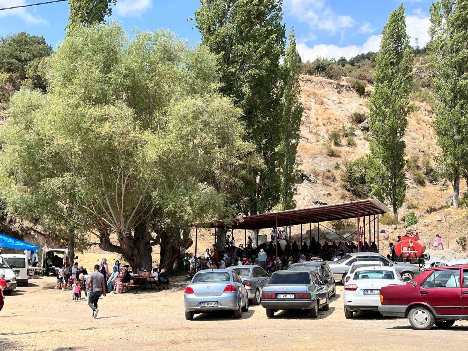 Ankara&rsquo;da birlik ve beraberlik i&ccedil;in Mevlid&rsquo;i Şerif okutuldu
