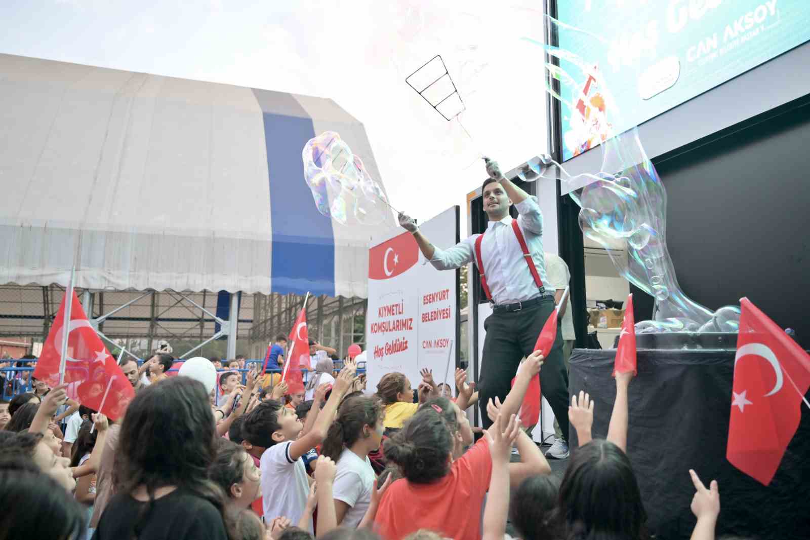 Esenyurt Belediyesi&rsquo;nin a&ccedil;ık hava etkinlikleri vatandaşların yoğun katılımı ile ger&ccedil;ekleşiyor
