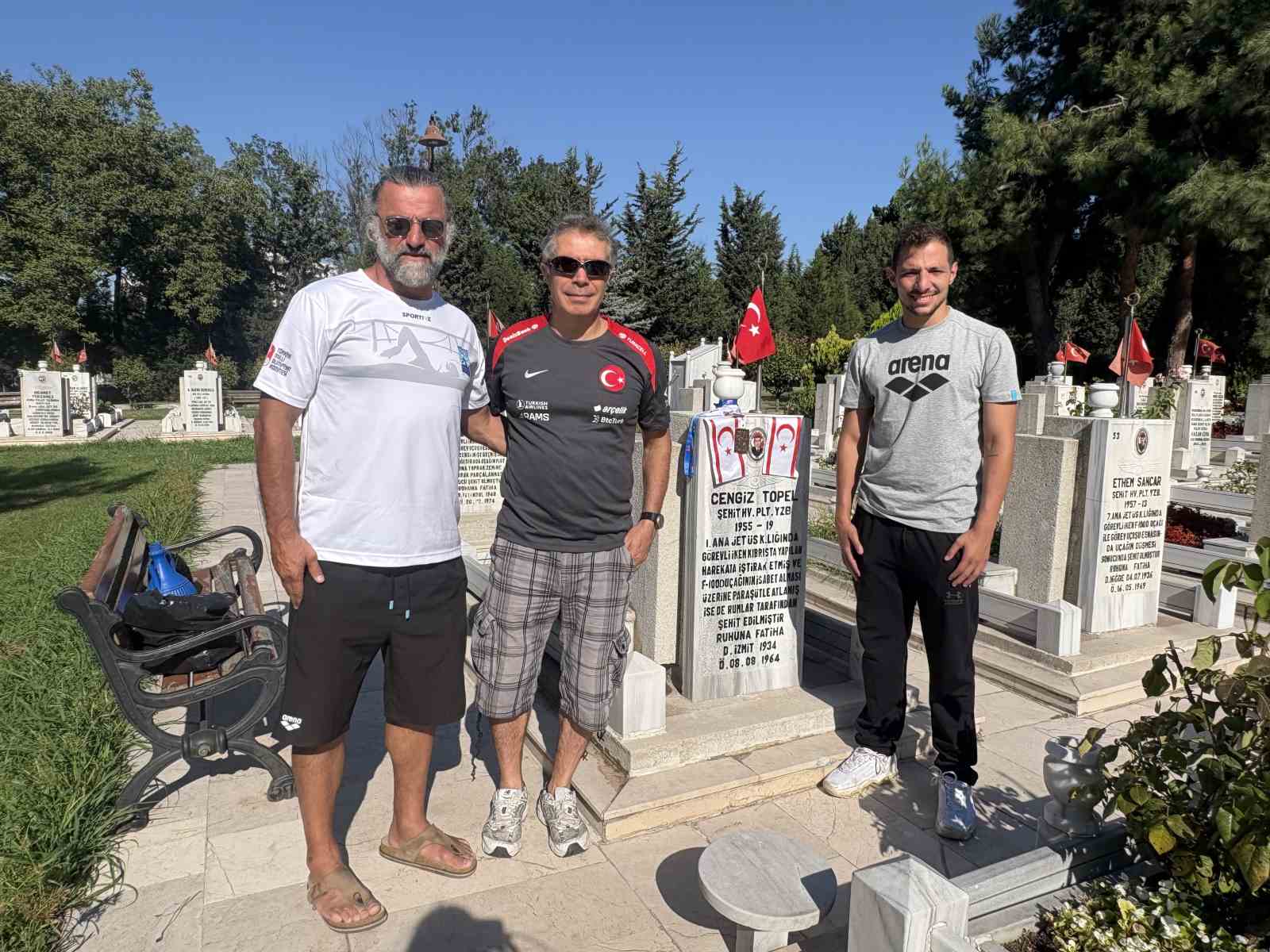 Milli y&uuml;z&uuml;c&uuml; Doğukan Ula&ccedil;, şampiyonluğunu Şehit Pilot Y&uuml;zbaşı Cengiz Topel&rsquo;e adadı
