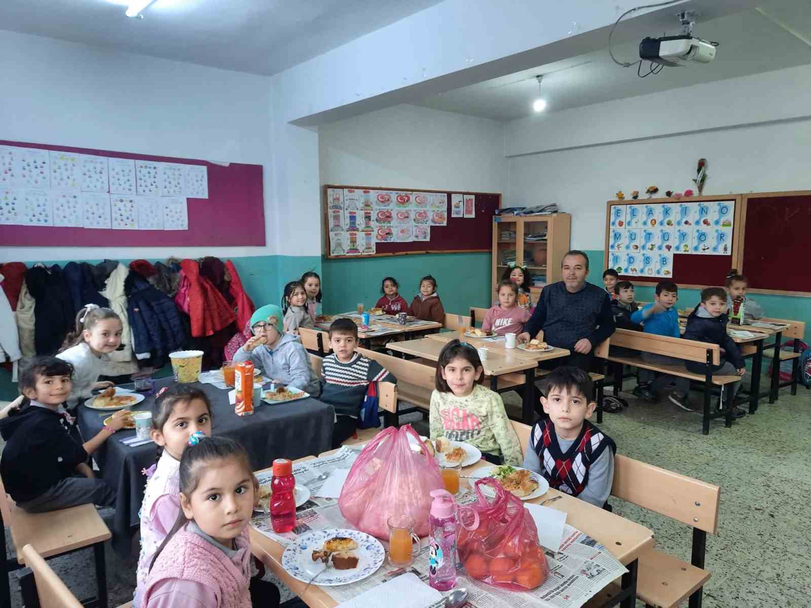 Denizde boğulma tehlikesi geçiren öğretmenden acı haber