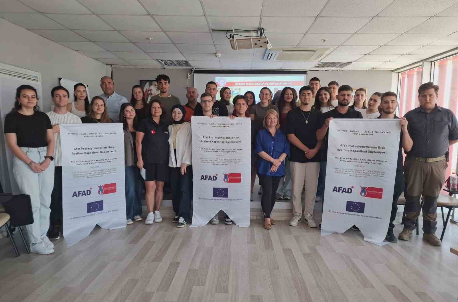 Manisa’da gençler Youthpass aldı