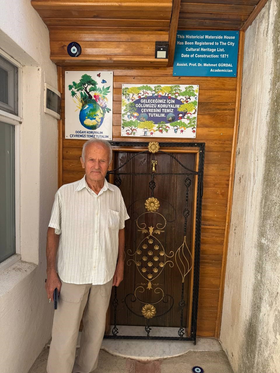 300 yıllık tarihi evini restore edip m&uuml;zeye &ccedil;evirerek ziyaret&ccedil;ilere &uuml;cretsiz a&ccedil;tı
