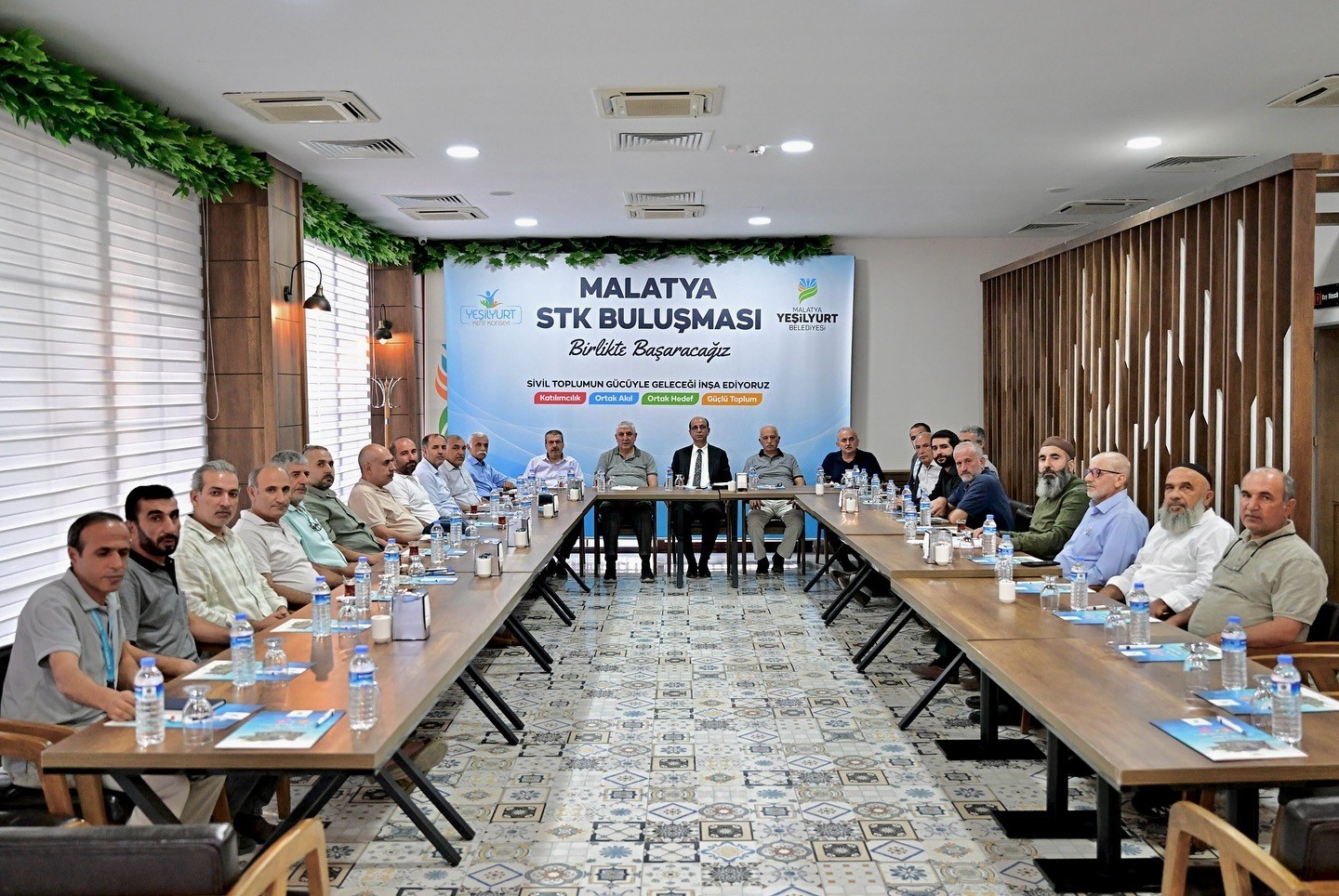 Başkan Ge&ccedil;it: "Şehirler dayanışmayla b&uuml;y&uuml;r"
