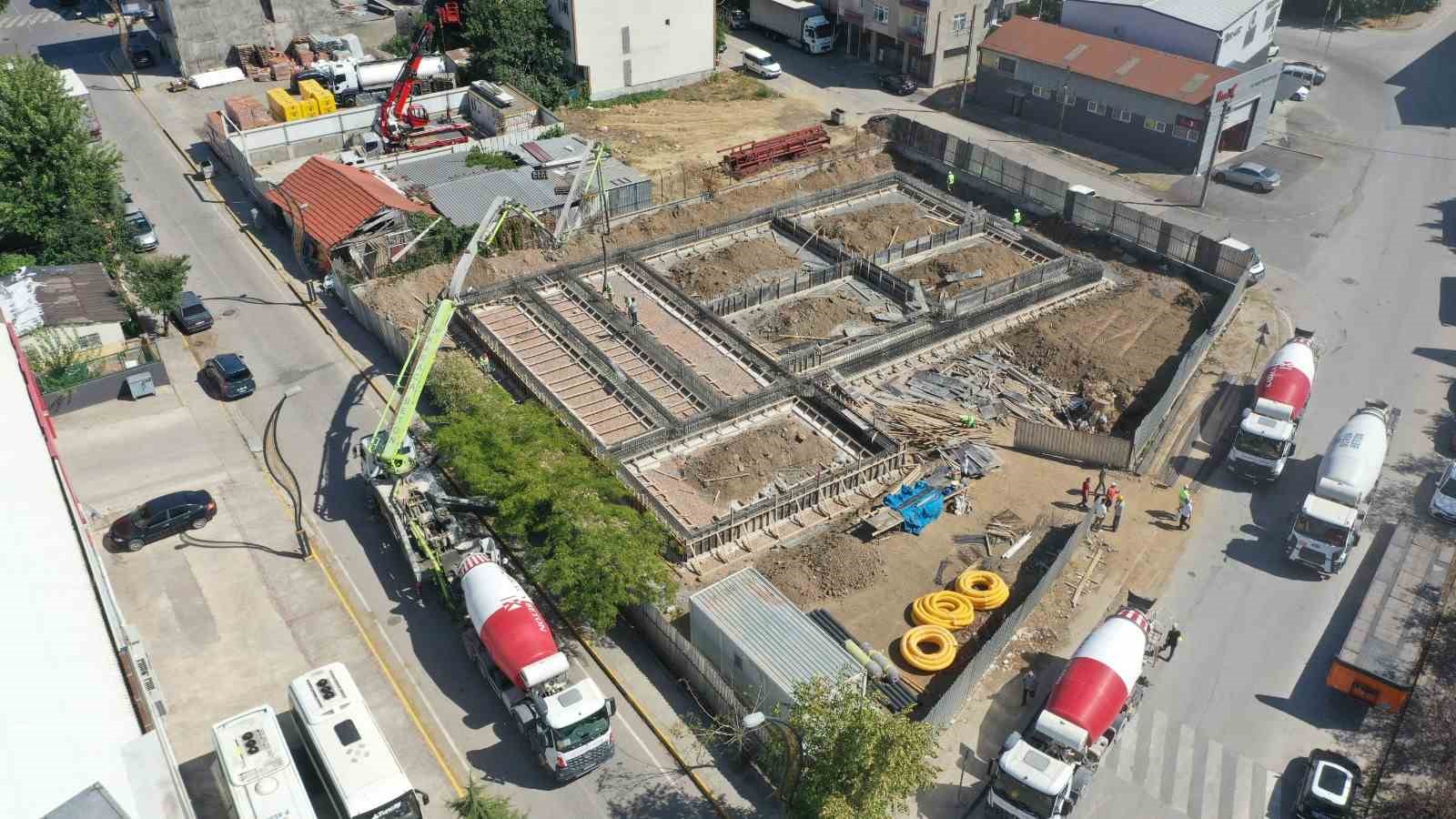 Başiskele’de Vezirçiftliği Kapalı Spor Salonu’nun temeli atıldı