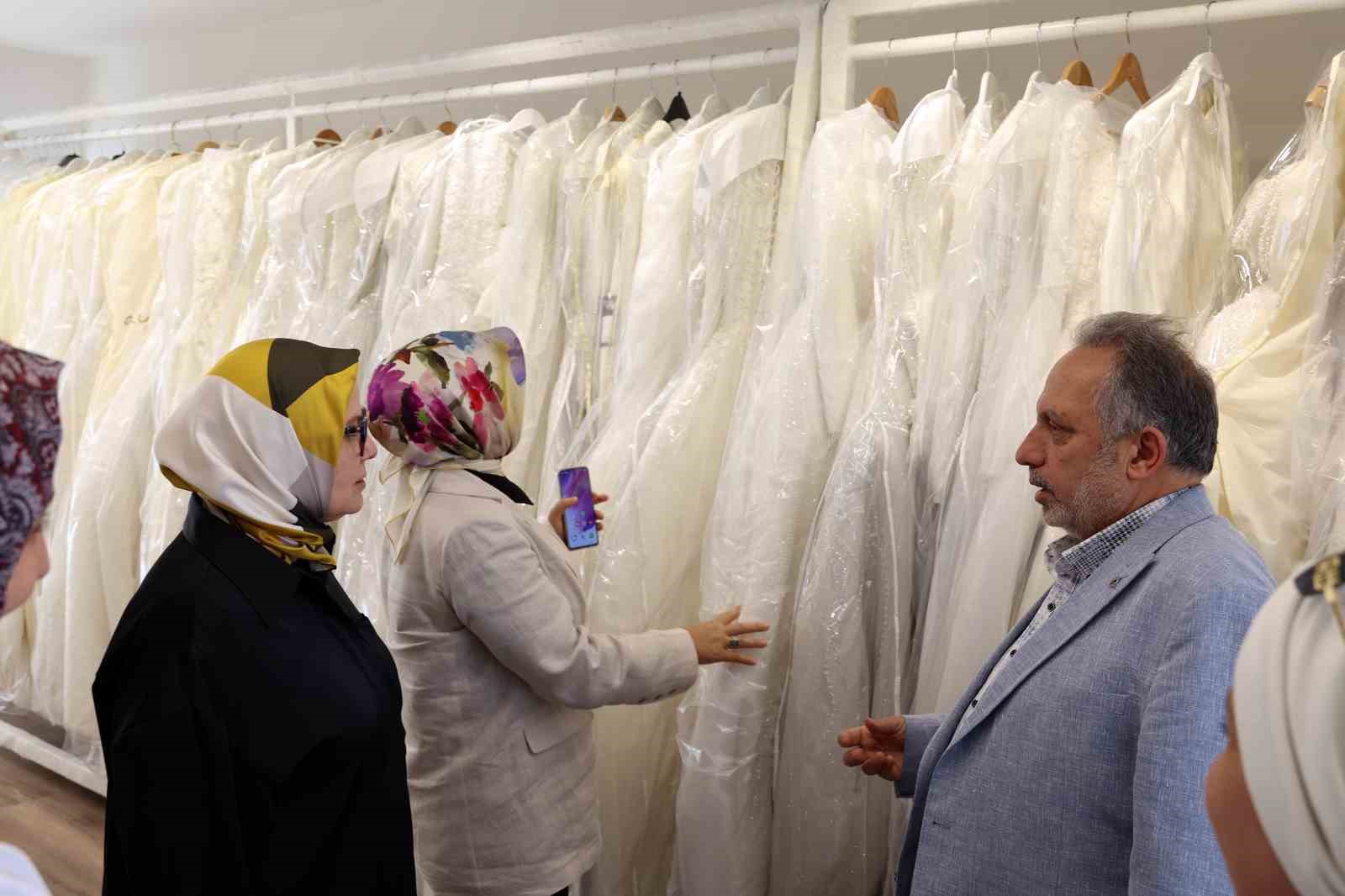 Milletvekili B&ouml;h&uuml;rler: "Sosyal belediyecilik a&ccedil;ısından &ccedil;ok kıymetli"
