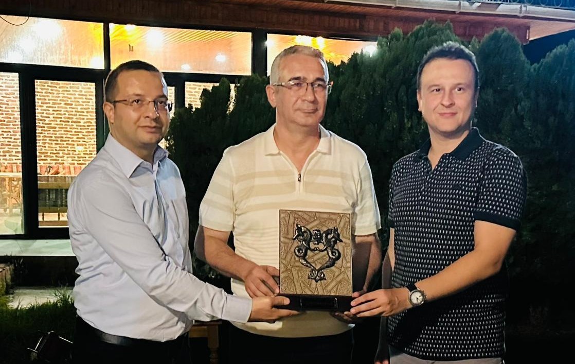 Tayini çıkan 14 yıllık kurucu başhekime veda programı