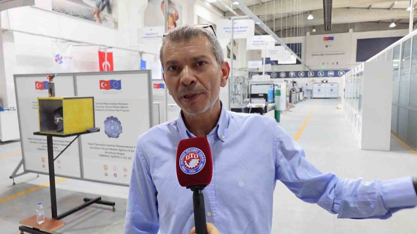 DSO 3. Meslek Komitesi &uuml;yeleri, Denizli Teknik Tekstil Merkezini ziyaret etti
