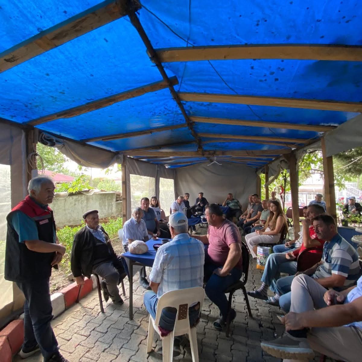 Malkara&rsquo;da &ccedil;ift&ccedil;ilere Batı Mısır k&ouml;k kurdu zararlısı hakkında eğitim verildi
