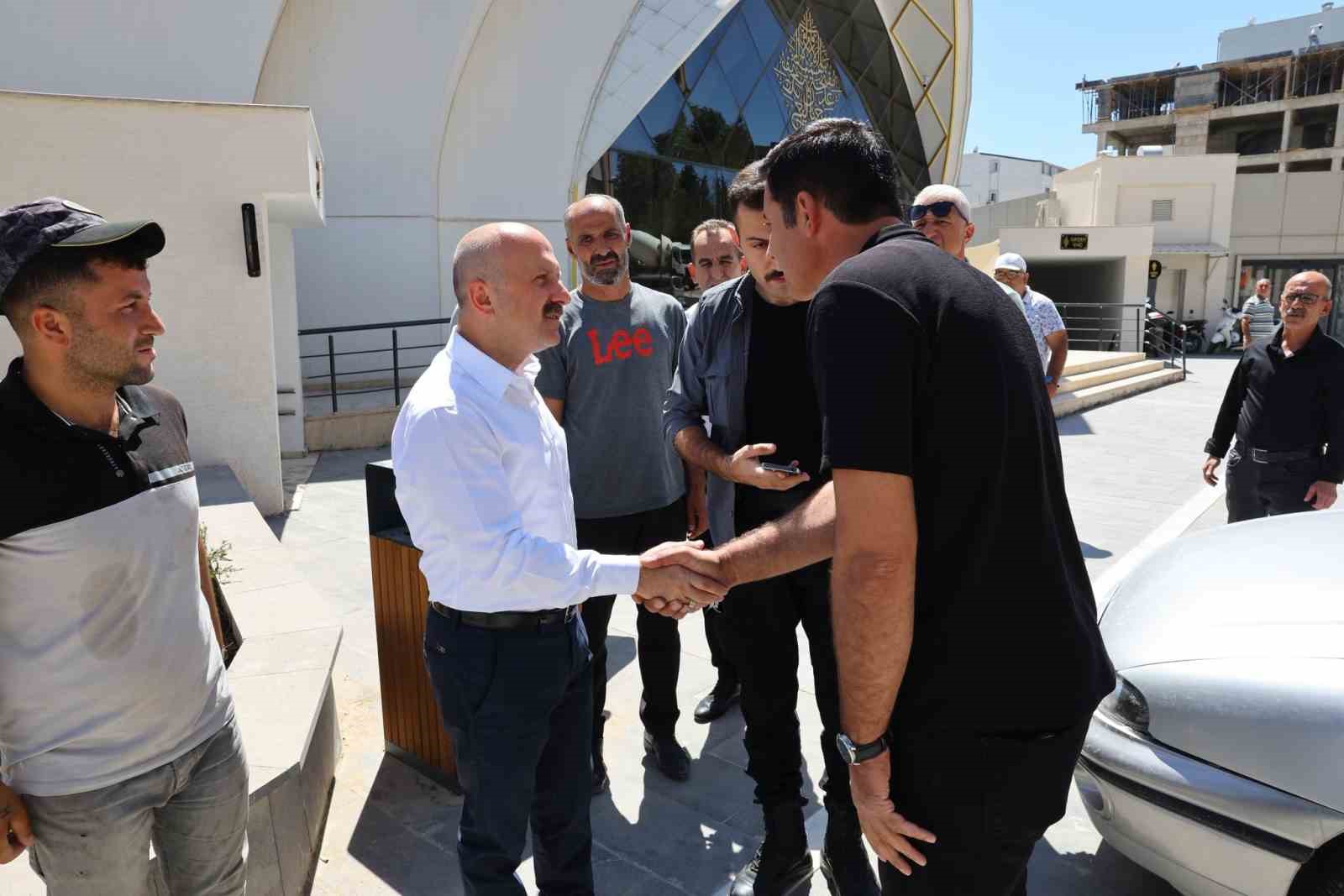 Vali Osman Varol’dan Adıyaman Ticaret Merkezine ziyaret