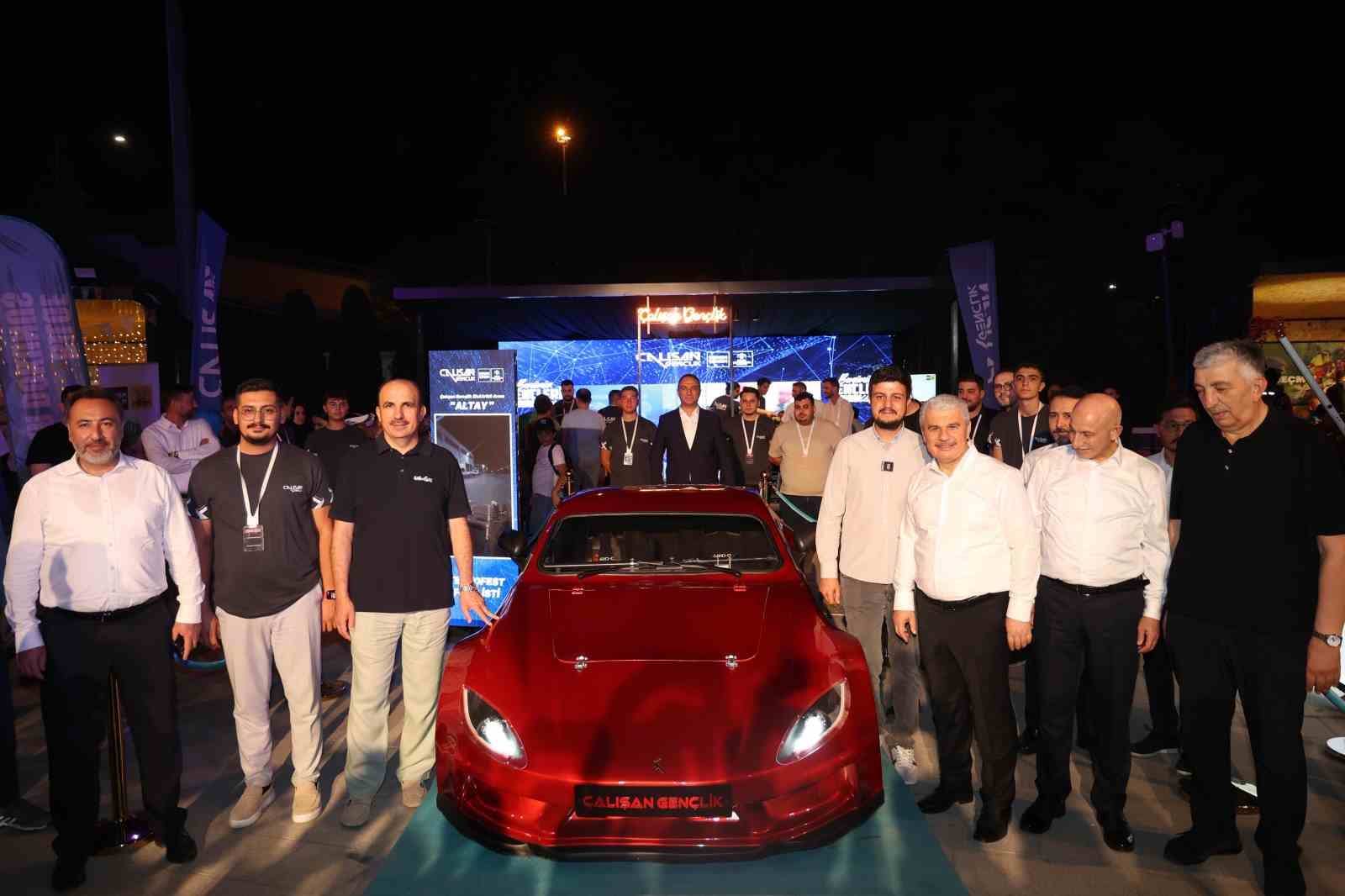 Başkan Altay: "10. Bilim Festivalimizi rekor katılımla tamamladık"
