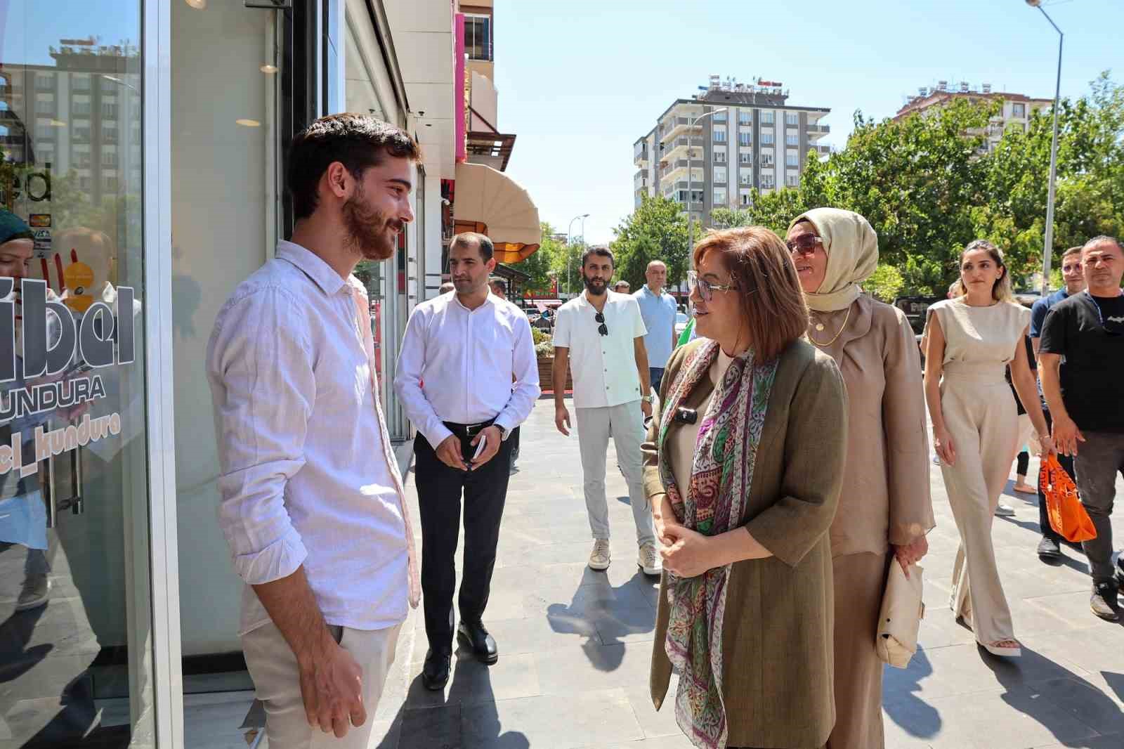 Gaziantep Büyükşehir’den kent genelinde asfalt seferberliği