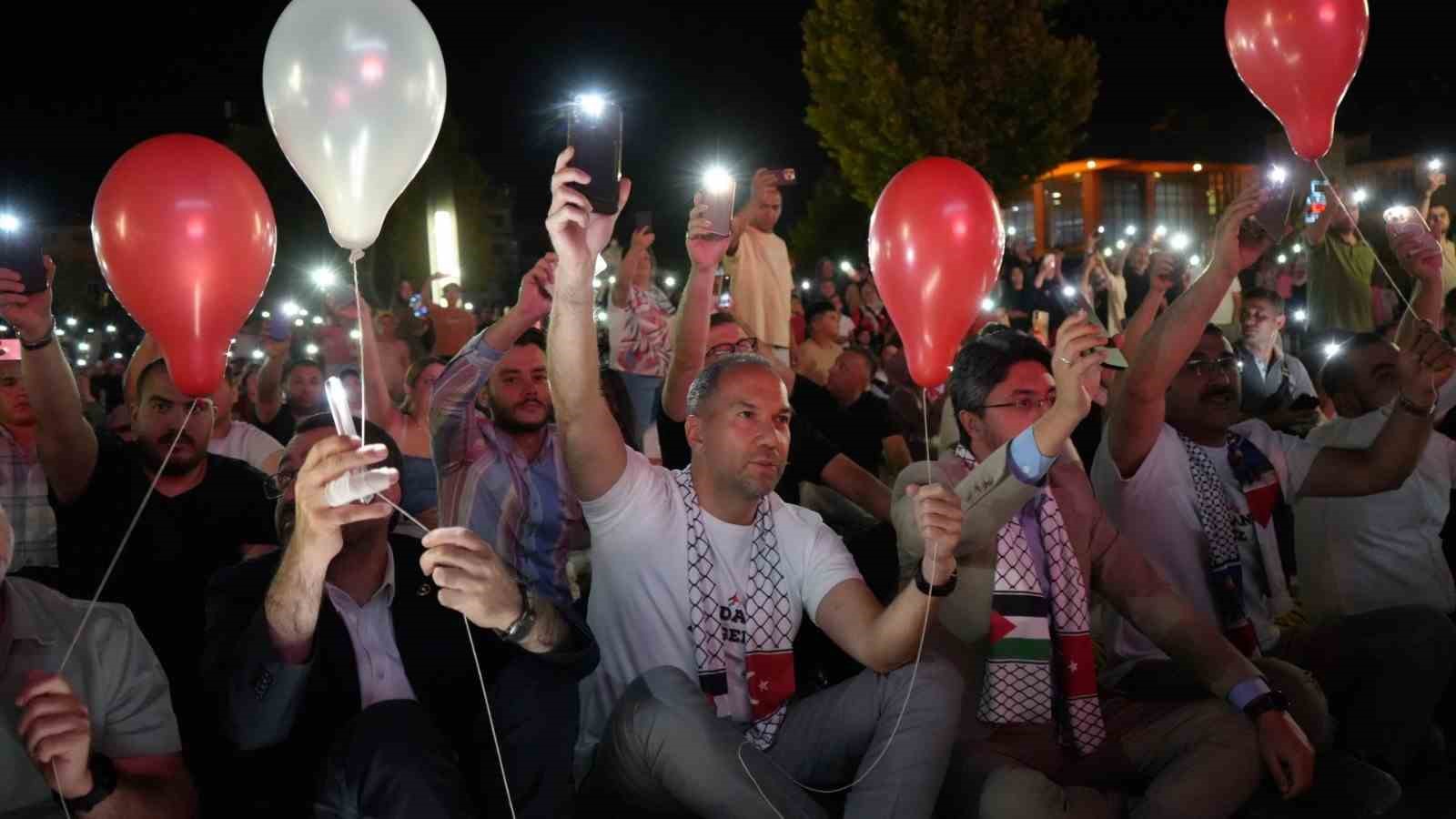 Niğde&rsquo;de minderli sinema g&uuml;nleri b&uuml;y&uuml;k katılımla tamamlandı
