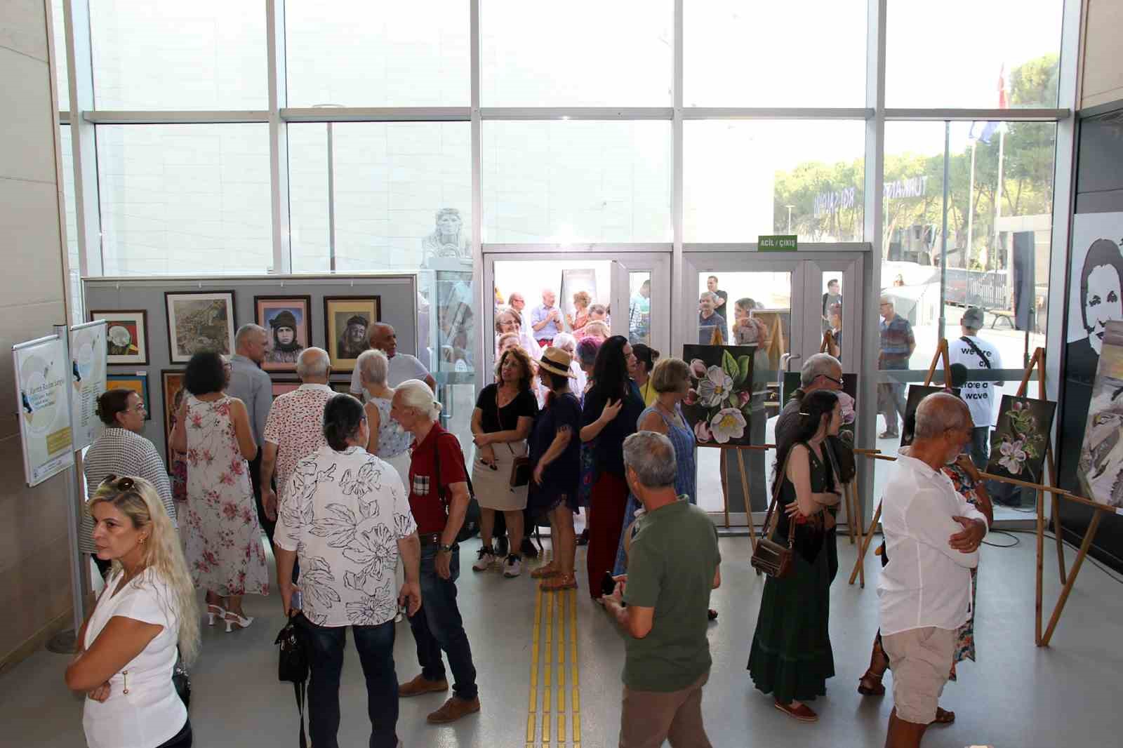 &lsquo;Yıllar Sonra Yeniden&rsquo; sergisi ziyaret&ccedil;ilerini bekliyor
