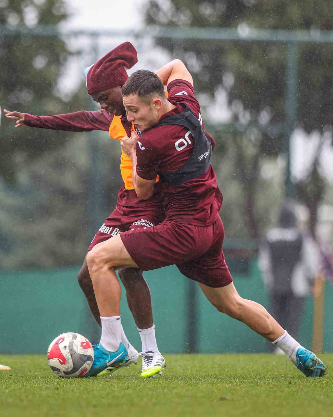 Trabzonspor, Samsunspor ma&ccedil;ı hazırlıklarına başladı
