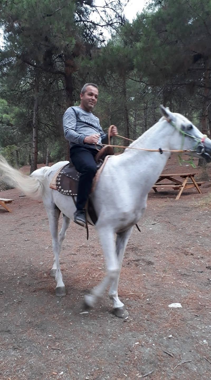 Karadeniz’de boğulan öğretmen son yolculuğuna uğurlandı